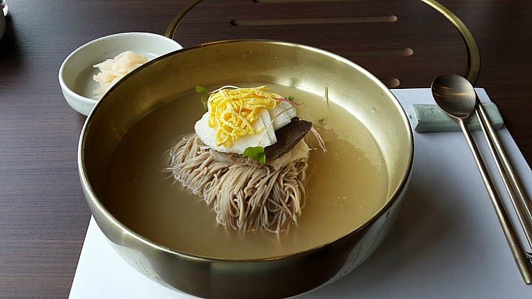 Cold noodles