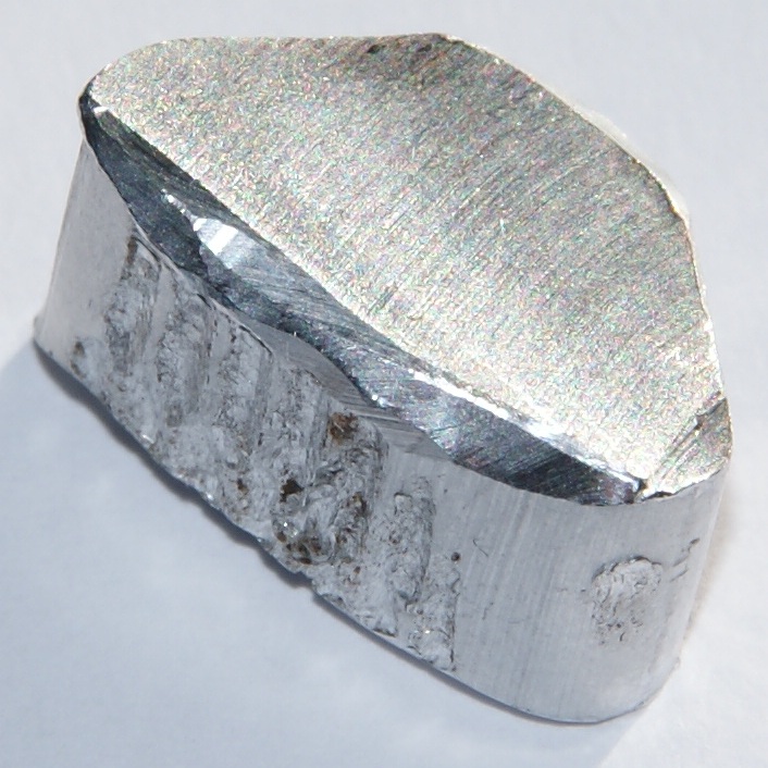 Aluminium — Precious metal