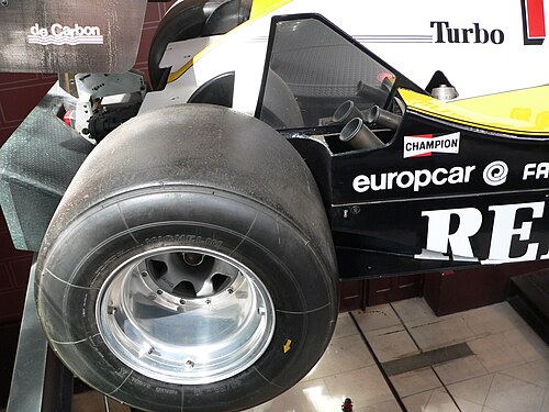 F1 slick