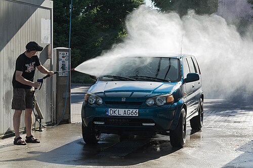Car detailing side hustle context