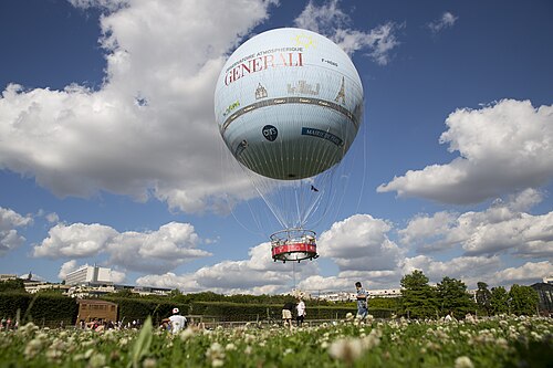 Aerophile tethered balloons — iconic hot-air balloon