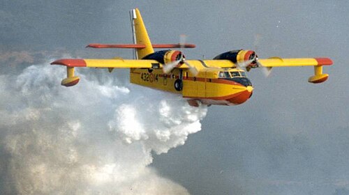 Canadair CL-215 — iconic seaplane